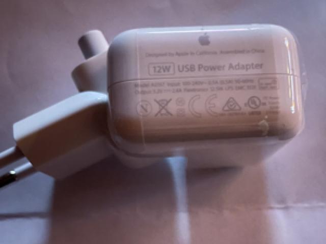 Apple Power Adapter 12W Netzteil Ladegerät iPhone iPad - 1