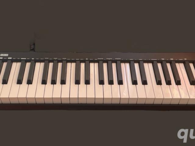 Midi Keyboard Keystatio. 61 MK3 - 1